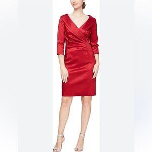 ALEX EVENINGS
Ruched Sheath Dress